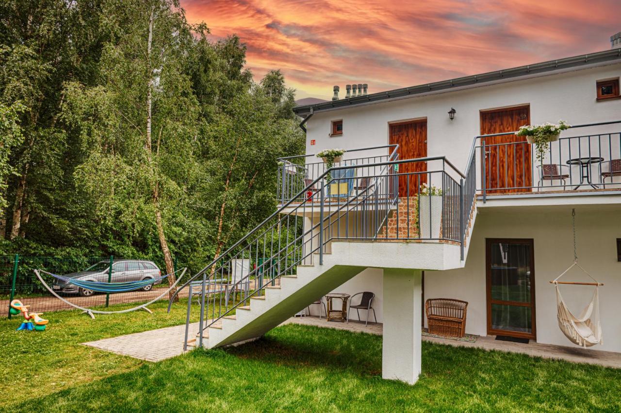 Brzozowa Oaza Apartment Мжежино Екстериор снимка