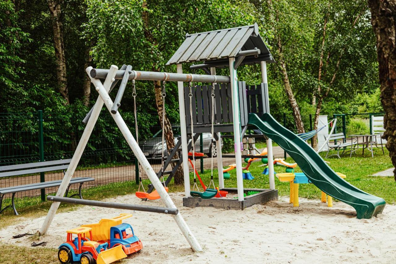Brzozowa Oaza Apartment Мжежино Екстериор снимка